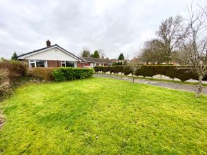 Front Garden/Elevation- click for photo gallery